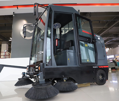 駕駛式掃地機(jī) 駕駛式掃地機(jī)