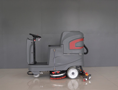 駕駛式洗地機(jī) 駕駛式洗地機(jī)