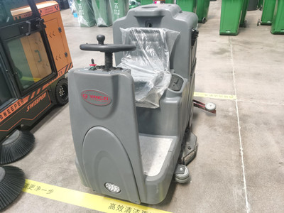 駕駛式洗地機 駕駛式洗地機